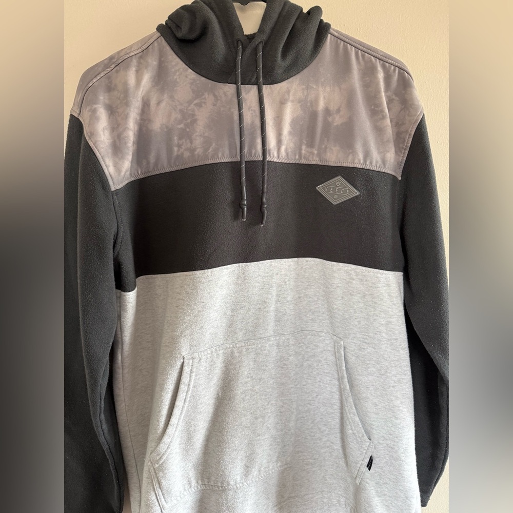 Men's Veece by Buckle Hoodie size M - Picture 3 of 6